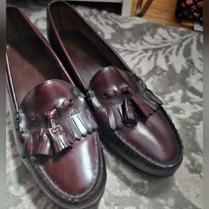 Vintage Mahogany Brown Leather Loafers
